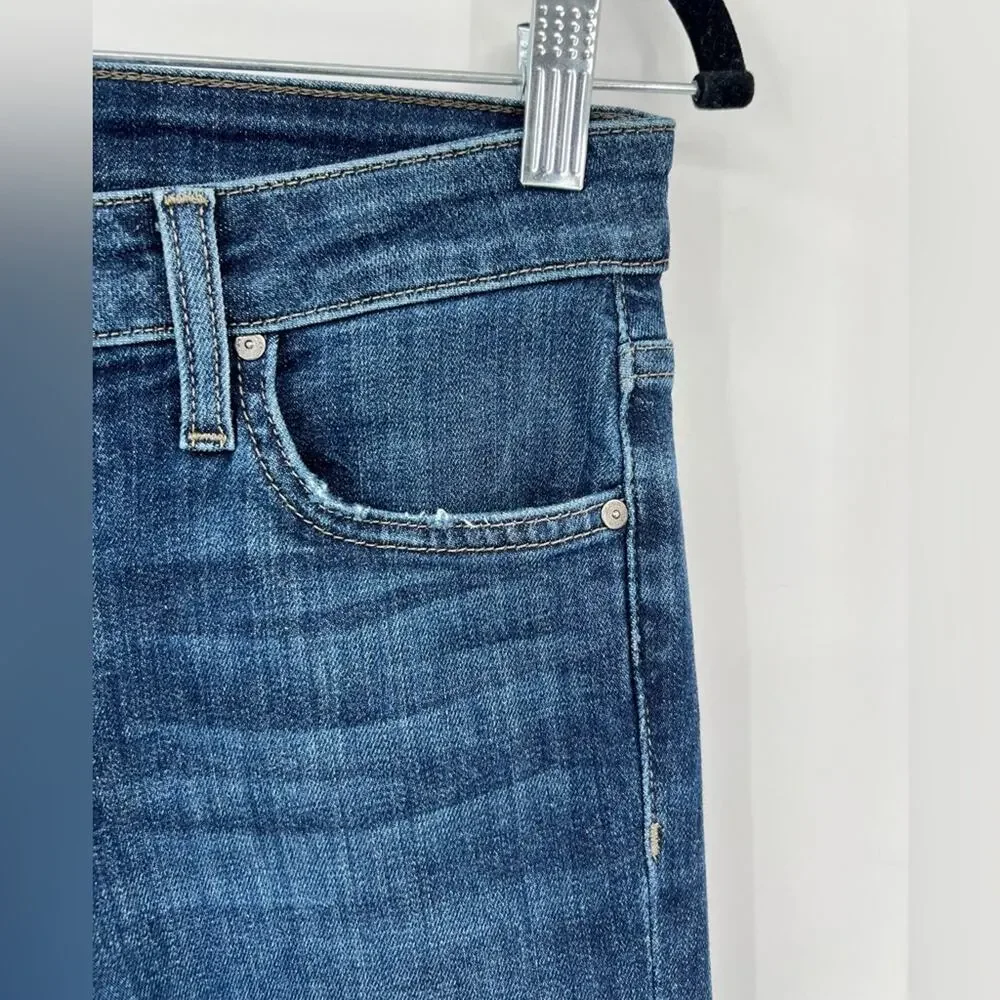 Joe’s Jeans Rolled Crop Leanne Lae Distressed Stretch Blue Medium Wash Zip 26
